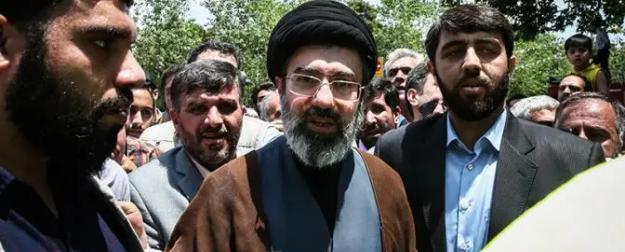 Моджтаба Хаменеи избран новым верховным лидером Ирана