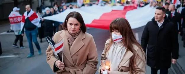 Белорусская оппозиция теряет в цене: Литва понизила статус Тихановской Белорусская оппозиция теряет в цене: Литва понизила статус Тихановской