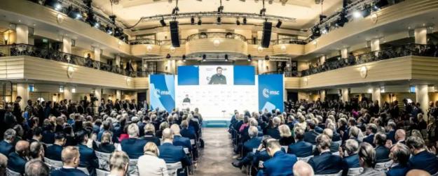 Изменения риторики Киева в Мюнхене, или Пять выступлений Зеленского