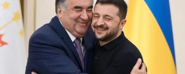 Москва дает Душанбе миллиарды, а там помогают Украине