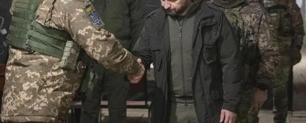 Зеленский боится мира больше, чем военного разгрома и угроз Трампа