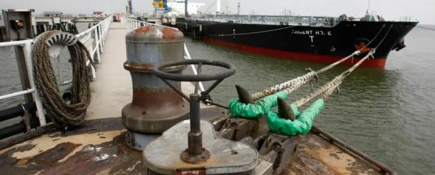 Запад перешел от санкций к войне с Россией