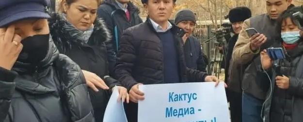 «Мягкая сила» Запада и радикальный исламизм. Главные угрозы для Киргизии