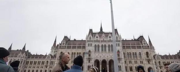 Киев под разговоры о коварстве Орбана сплел в Венгрии шпионскую сеть Киев под разговоры о коварстве Орбана сплел в Венгрии шпионскую сеть