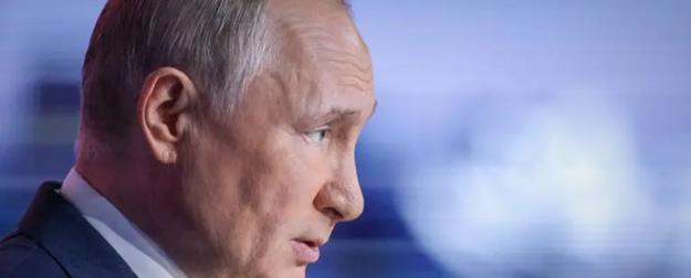 Путин противопоставил простой народ и элиты: деньги украли, «пальцы веером» Путин противопоставил простой народ и элиты: деньги украли, «пальцы веером»