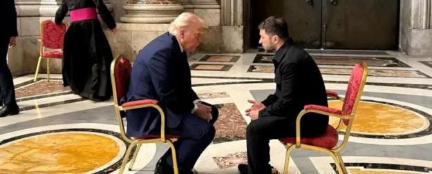 После встречи с Трампом Зеленский отказался ехать на саммит ЕС После встречи с Трампом Зеленский отказался ехать на саммит ЕС