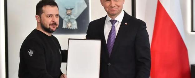«Я публично снял украинский флаг с груди». В Польше – грандиозный скандал