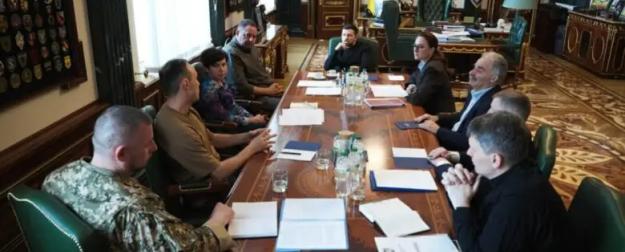 Реальные цели «Паутины»: на Западе раскрыли умысел Киева в новой операции Реальные цели «Паутины»: на Западе раскрыли умысел Киева в новой операции
