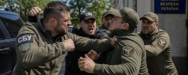 Перестрелка СБУ и ГУР – распад Украины на практике