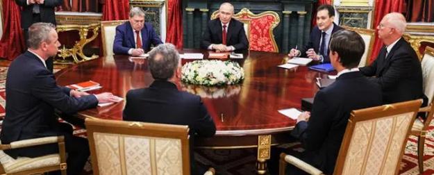 Когда и каким будет мир на Украине, может решить только Путин
