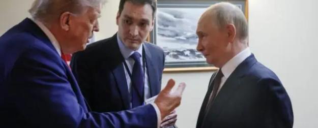 Саммит Путин-Трамп: Запад снова запускает фейковые ракеты Саммит Путин-Трамп: Запад снова запускает фейковые ракеты