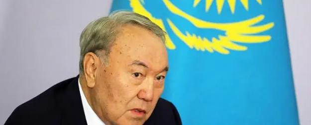 Степь развенчивает «культ личности»: Казахстан потерял «отца нации»