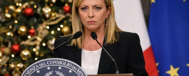 Мелони напугала прогнозом на 2026 год и ринулась продавать iPad Зеленского