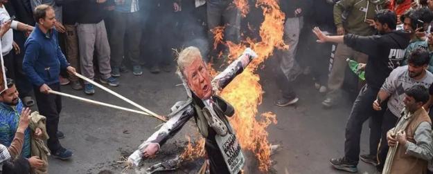 Пылающая ненависть: из истории конфликта между США и Ираном