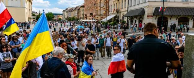 Бумеранг ненависти, или «Чемодан, вокзал – Украина»