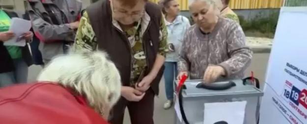 Мариупольцы не испугались угроз Украины и массово проголосовали досрочно