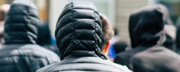 Украинцев — «поганой метлой»: Нидерланды присвоят беженцам статус изгоя