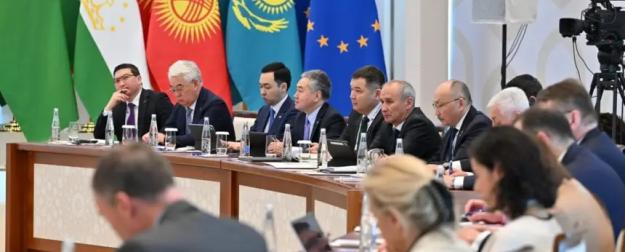 Чтобы отдалить страны ЦА от РФ, ЕС навязывает им «расширенное партнерство»