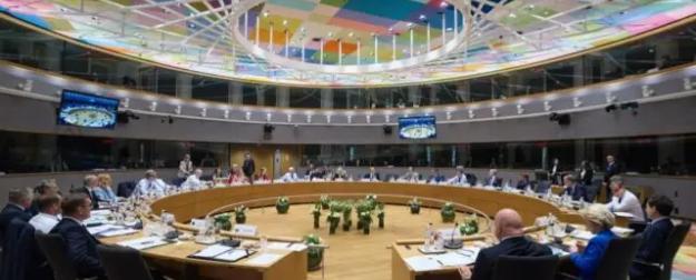 В Европе подняли мятеж: назрело решение, которое расколет ЕС