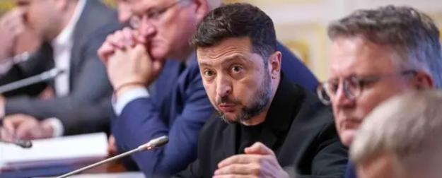 MI-6: Мы «просчитали» Путина. Бей, Володя, по Москве и Петербургу