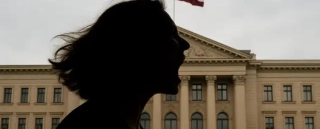 «Бить в ответ и по морде»: в Латвии призвали к насилию против русских