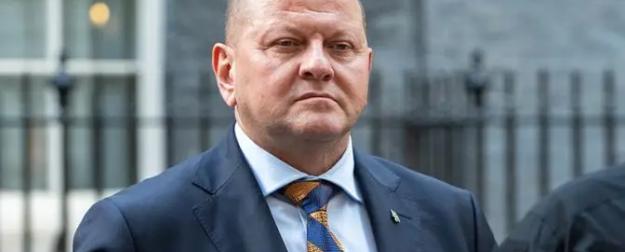 Нашелся герой, готовый подписать капитуляцию вместо Зеленского