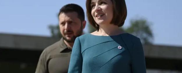 «Пожар войны на весь ЕС»: Зеленский делает Санду непристойные предложения