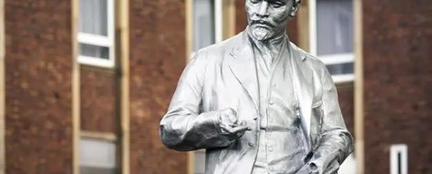 Германия: Начнем валить Ленина — а дальше как на Украине