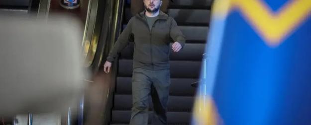 Куда побежит Зеленский: лондонская ловушка или карпатский тупик