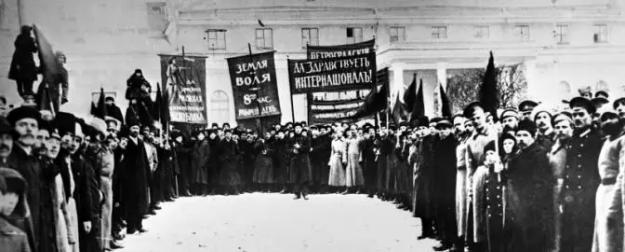 Февральская революция как побочный результат помощи волонтеров фронту