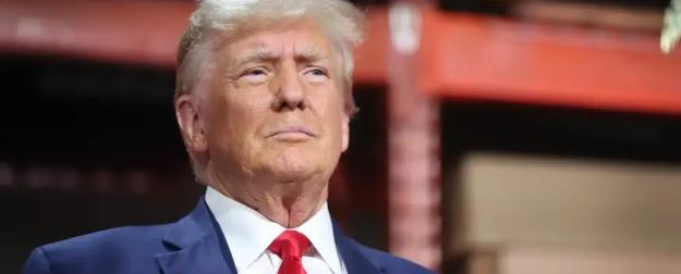 Трамп переходит на личности