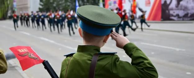День без Победы: Берлин ввел жесткие правила у советских мемориалов