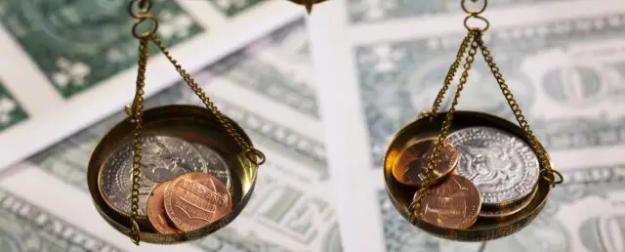 ЕС в панике: российские иски могут похоронить помощь Киеву