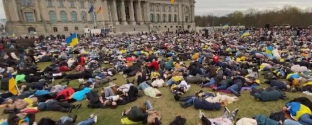 Лицемерие Европы: беженцев призывного возраста «подарят» Украине