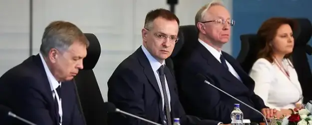 Мединский ткнул Зеленского носом в его недавнее сценическое прошлое Мединский ткнул Зеленского носом в его недавнее сценическое прошлое