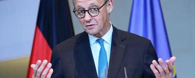 Пугая немцев возрождением СССР, Мерц может пропустит восстановление ГДР