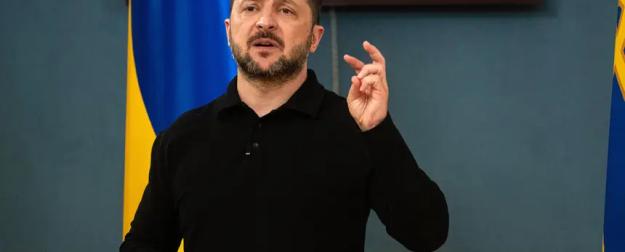 Украинский терроризм: Зеленский угрожает гражданским самолетам над Россией