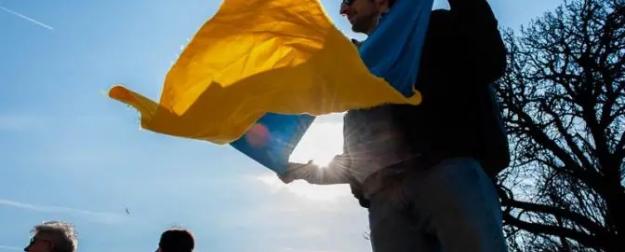 Киев ждет «гнилая сделка», которая может быть жесткой, мягкой или «удачной»