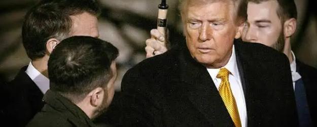 Трамп в бешенстве от Зеленского: инсайдер раскрыл позицию США по Украине Трамп в бешенстве от Зеленского: инсайдер раскрыл позицию США по Украине