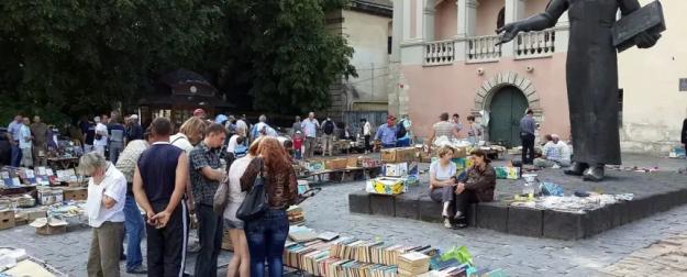 Во Львове обнаружили спрос на книги на русском языке Во Львове обнаружили спрос на книги на русском языке