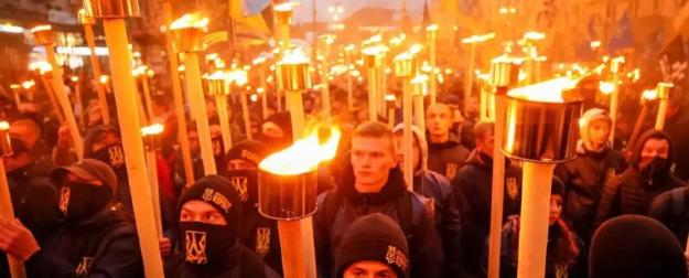 Junge Welt: Зеленский продвигает во власть махровых нацистов