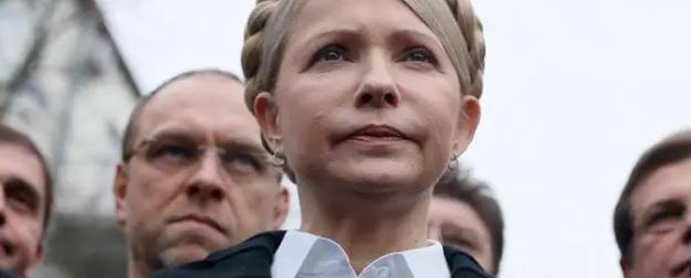 Украину готовят к выборам? К женщине с косой пришли искатели компромата