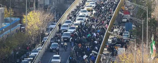 Когда Иран дождется смены режима аятолл — и кто спешит ему «помочь»