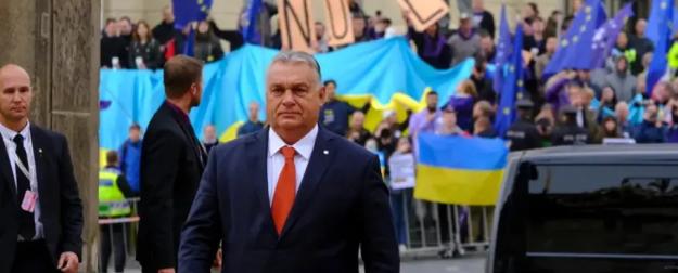 Гнев венгров: Будапешт категорически против любой помощи киевской хунте