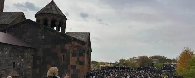 Церковь и власть в Армении: семилетний путь к открытому конфликту Церковь и власть в Армении: семилетний путь к открытому конфликту