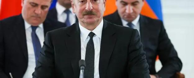 Под Алиевым, на самом деле, трон шатается Под Алиевым, на самом деле, трон шатается