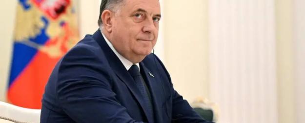 Додик заявил, что боснийские сербы «считают себя русскими людьми» Додик заявил, что боснийские сербы «считают себя русскими людьми»