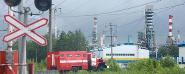 «Пены для тушения достаточно». Чего не хватает для защиты НПЗ