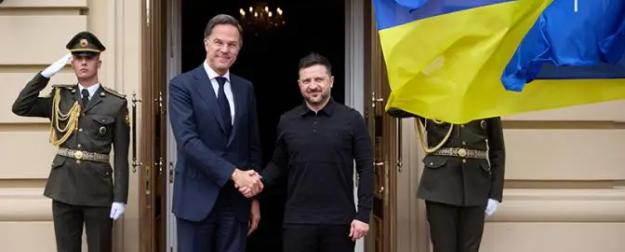 Политический туризм подельников Зеленского в Киеа пора прекращать