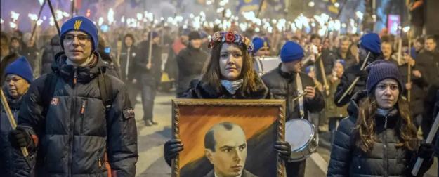 Для чего киевскому режиму пантеон бандеровцев, мельниковцев и петлюровцев?